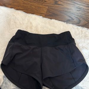 Black lululemon speed up shorts size 0
